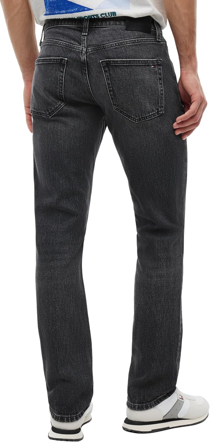 Detalle 2 de Tommy Jeans Scanton Slim: A practical, authentic choice for everyday wear