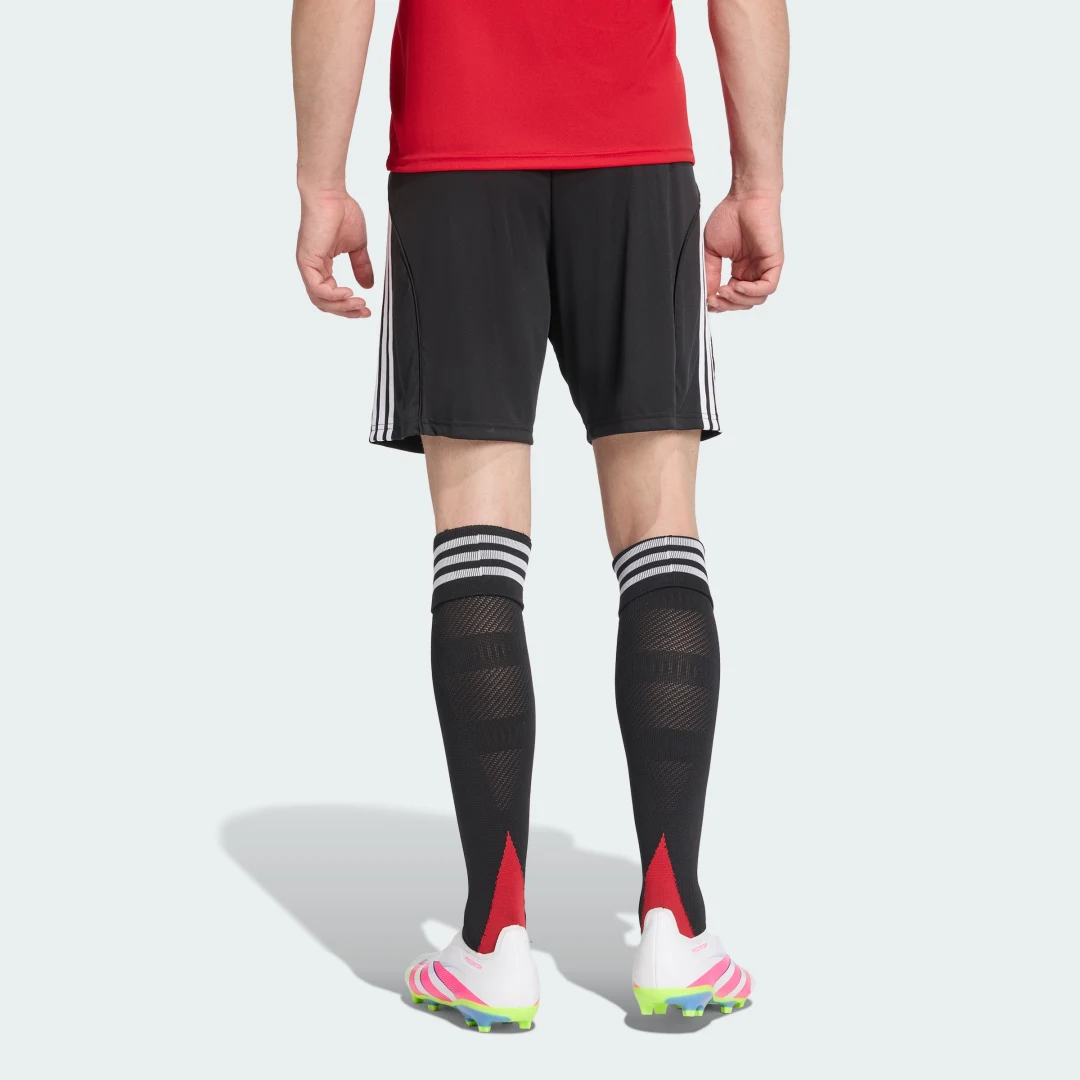 Thumbnail 1 de Pantalón corto primera equipación Manchester United 25/26 – Adidas