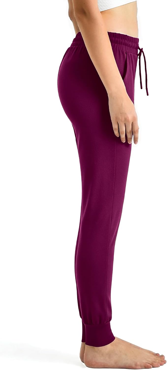 Detalle 2 de Ipletix Women's Joggers in Polyester-Spandex