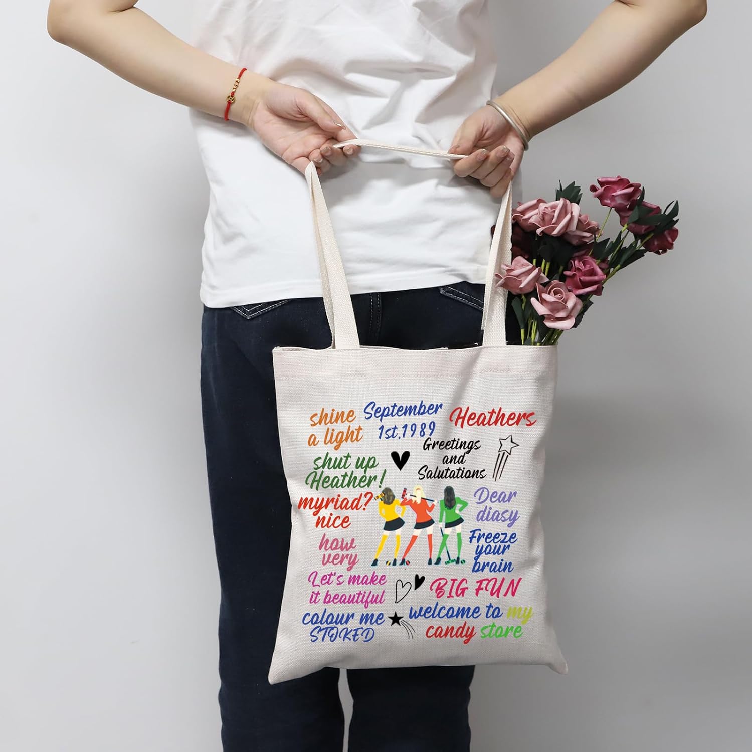 Detalle de Heathers Tote Bag: A Theatrical Everyday Essential