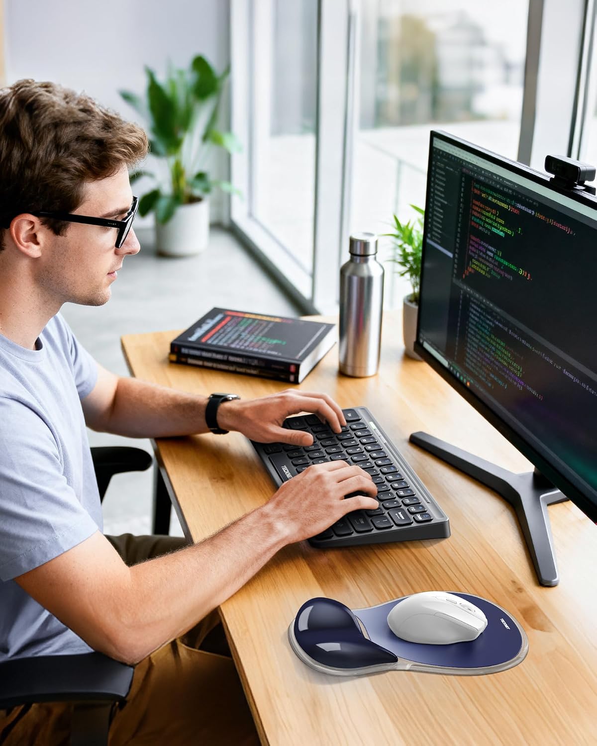 Thumbnail 6 de TECKNET Mouse Mat Wrist Support with Gel Wrist Rest (Ergonomic gel mousepad) – Gradient Blue