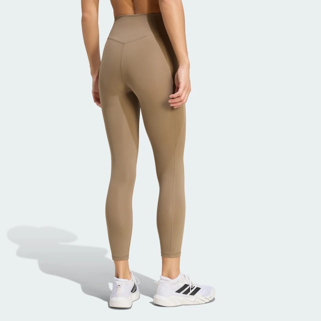 Detalle 2 de Adidas Mallas 7/8 Optimé Essentials No Front Rise Seam – Beige