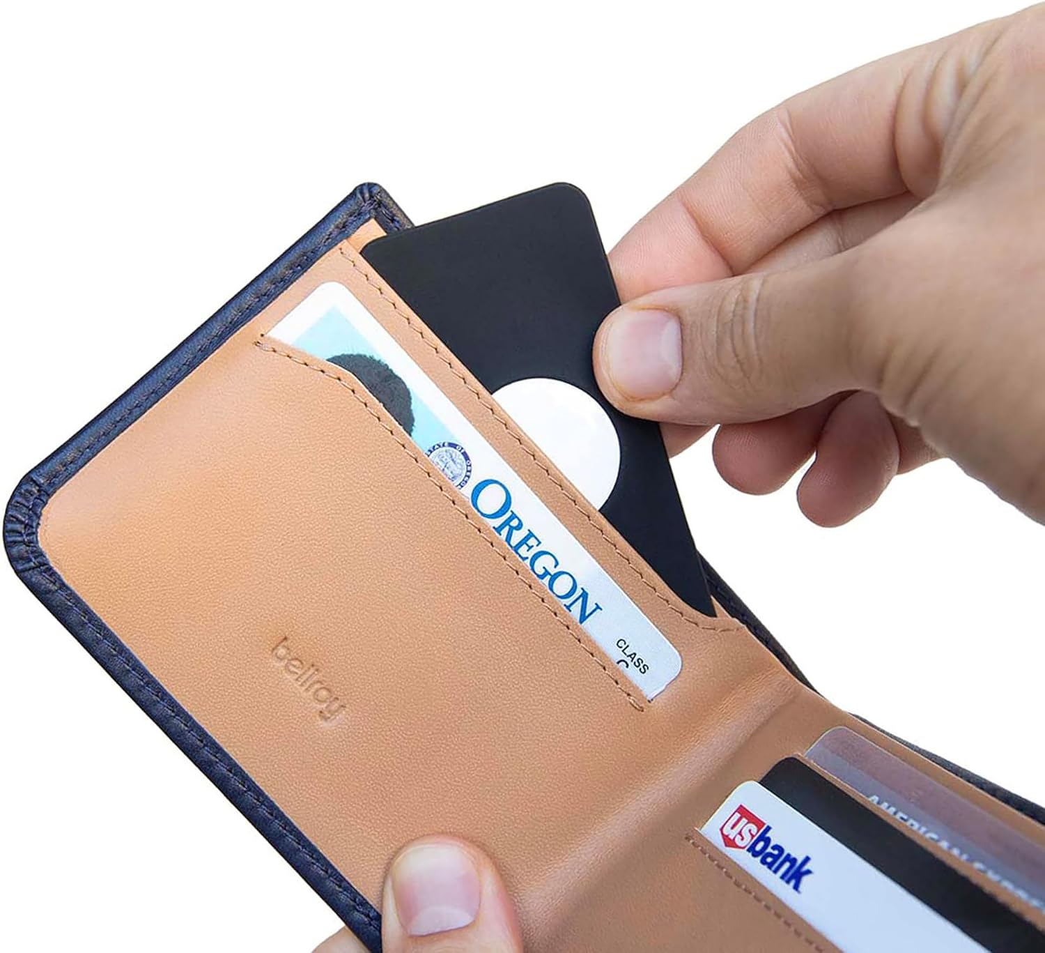 Thumbnail 6 de Elevation Lab TagVault AirTag Wallet Holder — Thinnest AirTag card