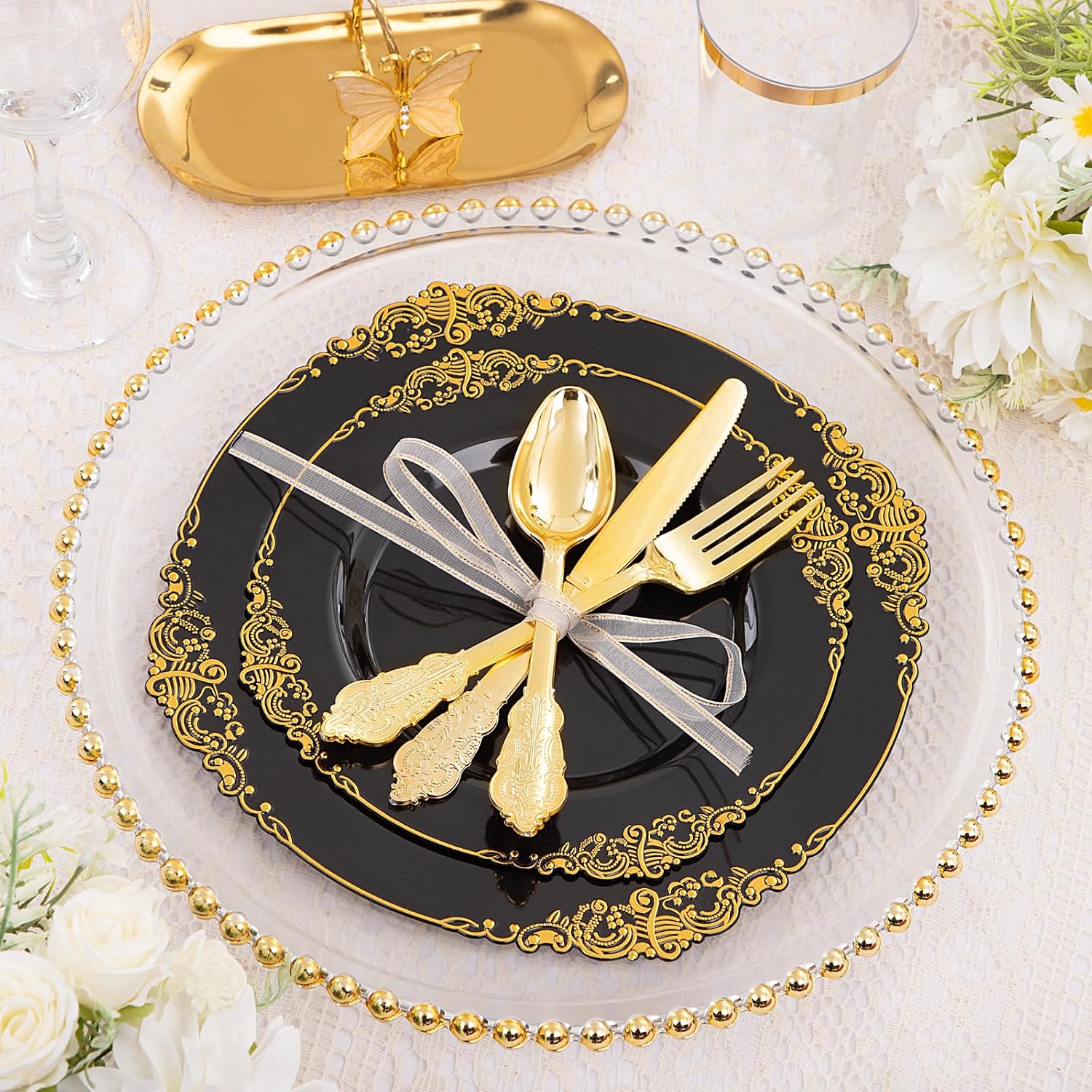 Detalle de Hioasis 350pcs Black & Gold Party Plates Set for 50 Guests