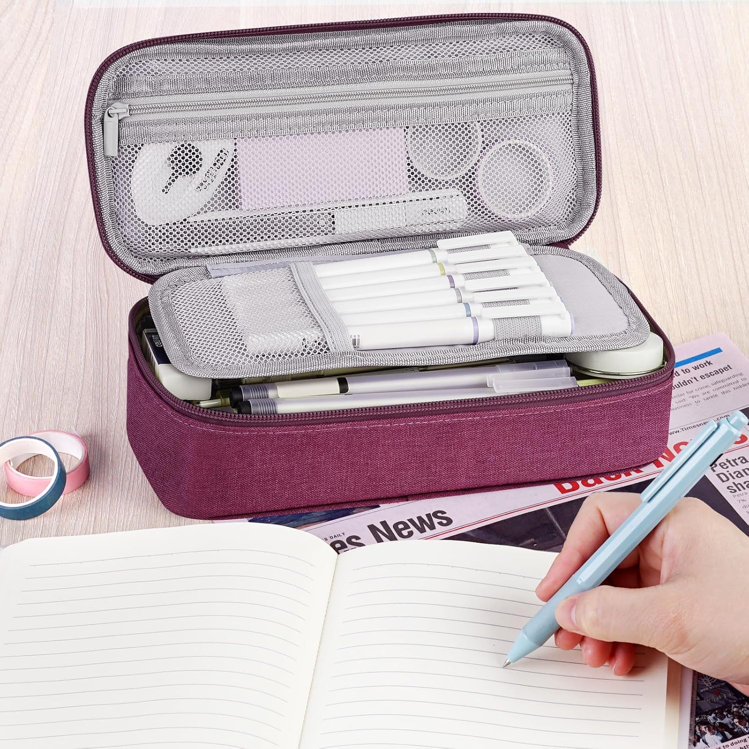 Detalle de WEMATE Large Pencil Case: A practical, durable organiser for daily stationery
