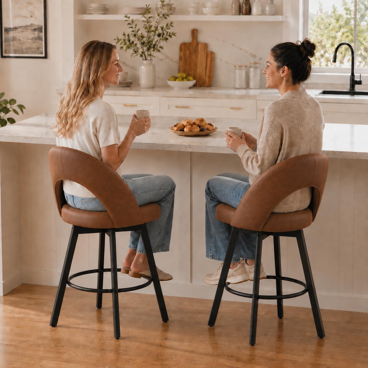Detalle de YaFiti SJDO_847 Counter-Height Swivel Bar Stools, Set of 2, Light Tan Faux Leather