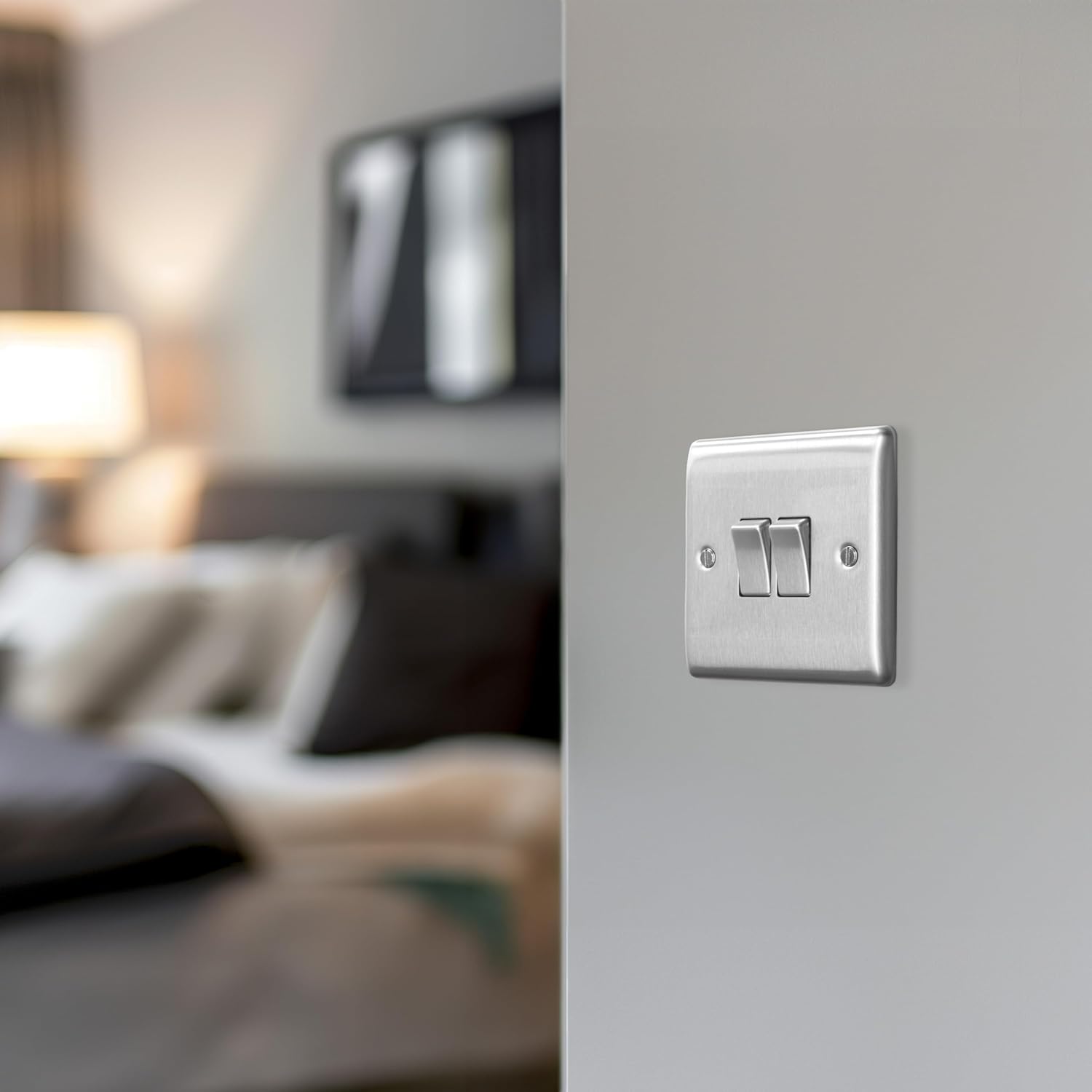 Thumbnail 5 de BG Electrical Double Wall Light Switch, 2 Way, Raised & Slim Profile in Nexus Metal (Brushed Steel) – 20A/16AX