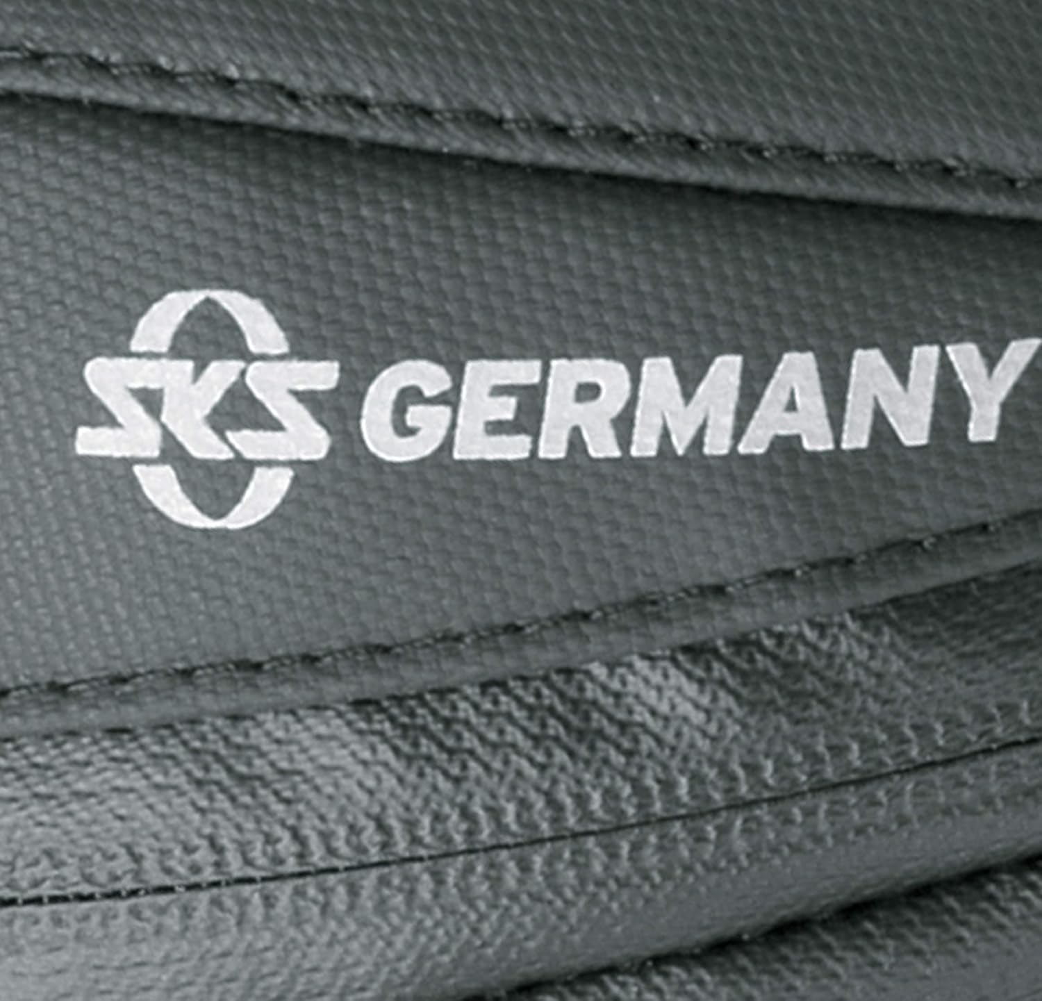 Detalle 2 de SKS GERMANY EXPLORER CLICK 1800 – torba podsiodłowa 1,8 l