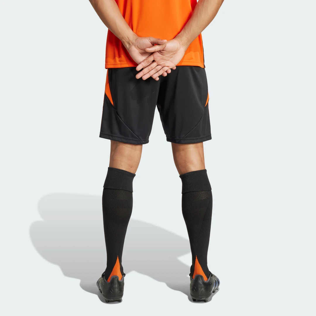 Detalle 2 de Pantalón corto Tiro 24 de Adidas – negro