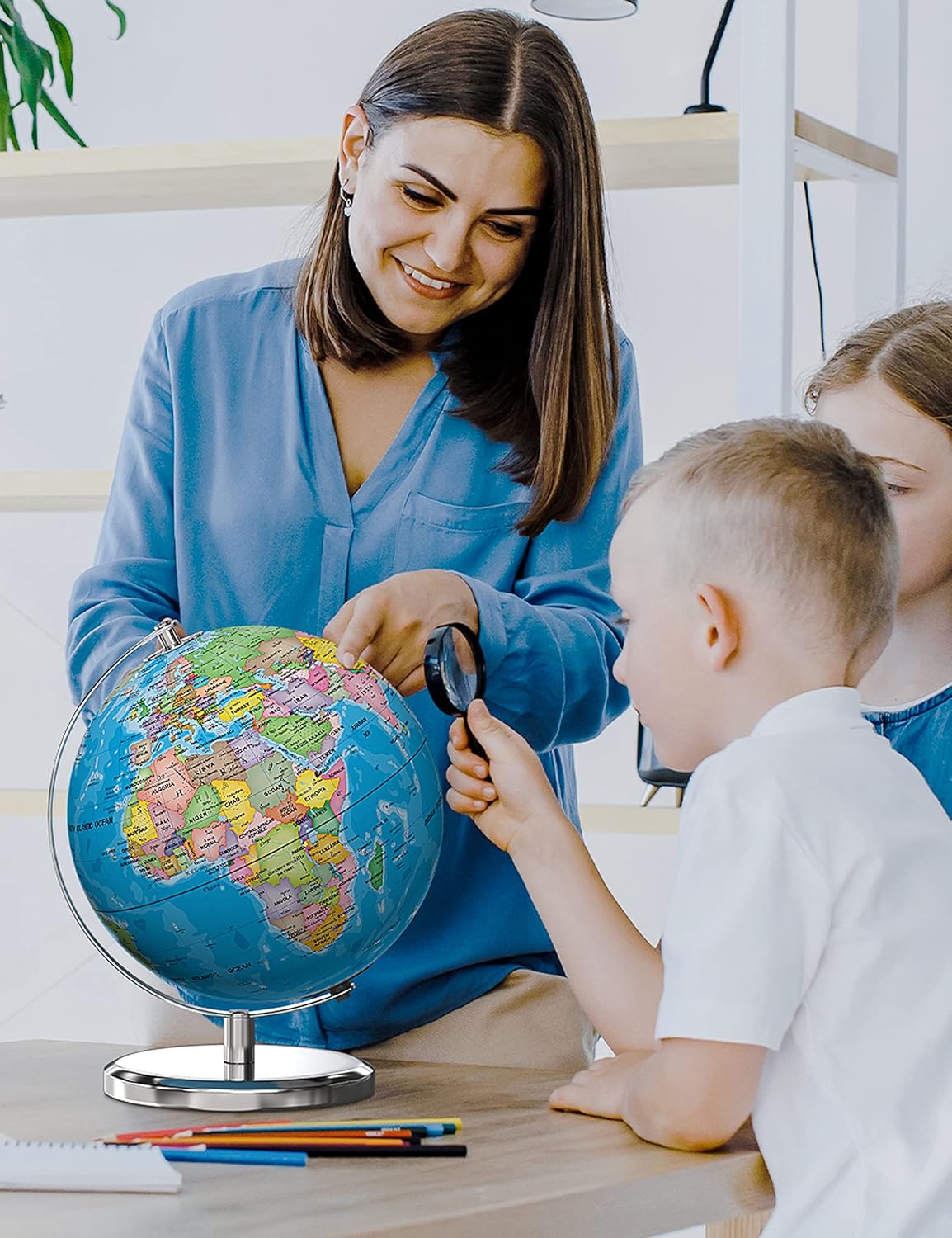 Thumbnail 5 de Waldauge Illuminated World Globe with Stand – 9" HD Map, Stable Metal Base, and LED Night Light