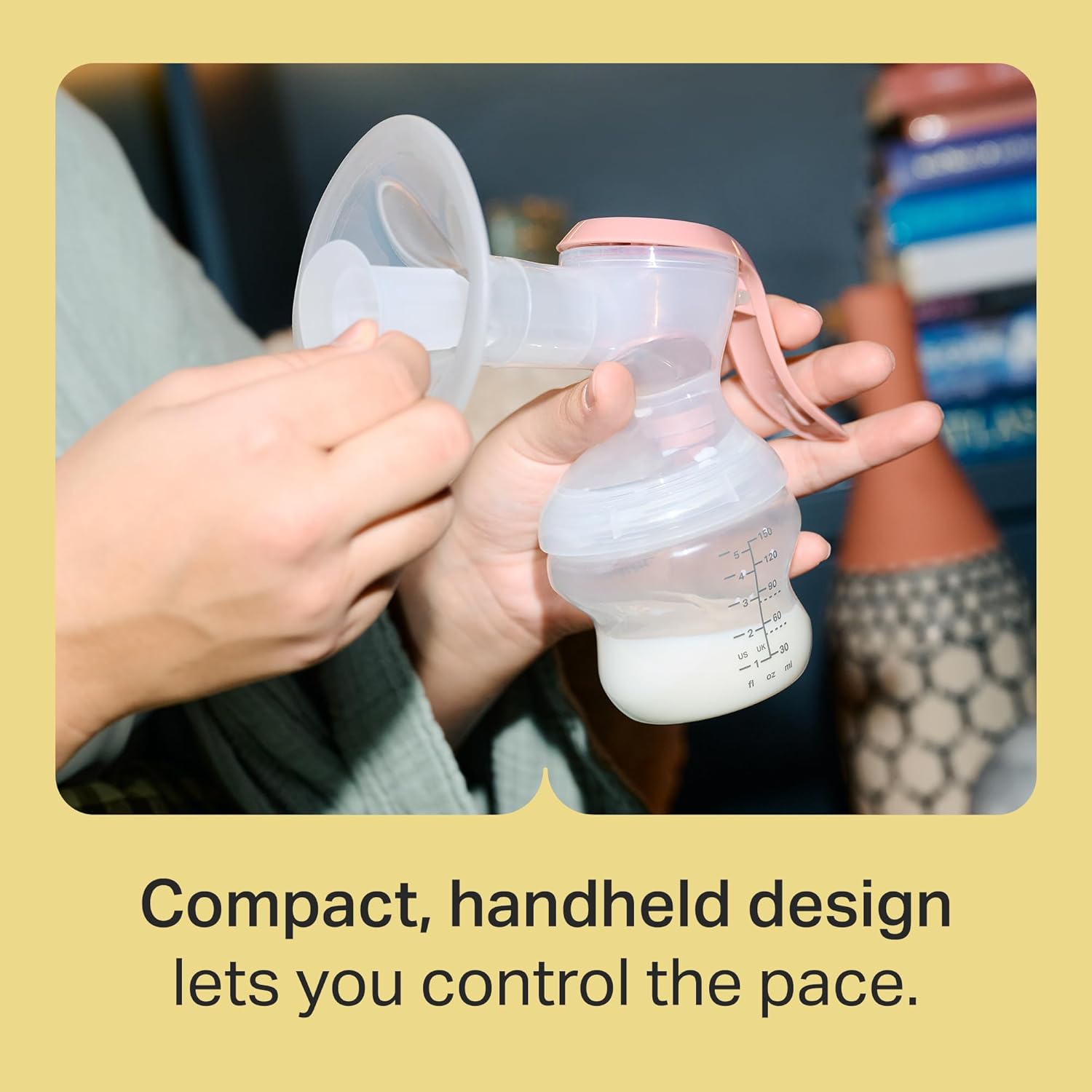Detalle de Tommee Tippee Manual Breast Pump: Soft Silicone Comfort and On-the-Go Convenience