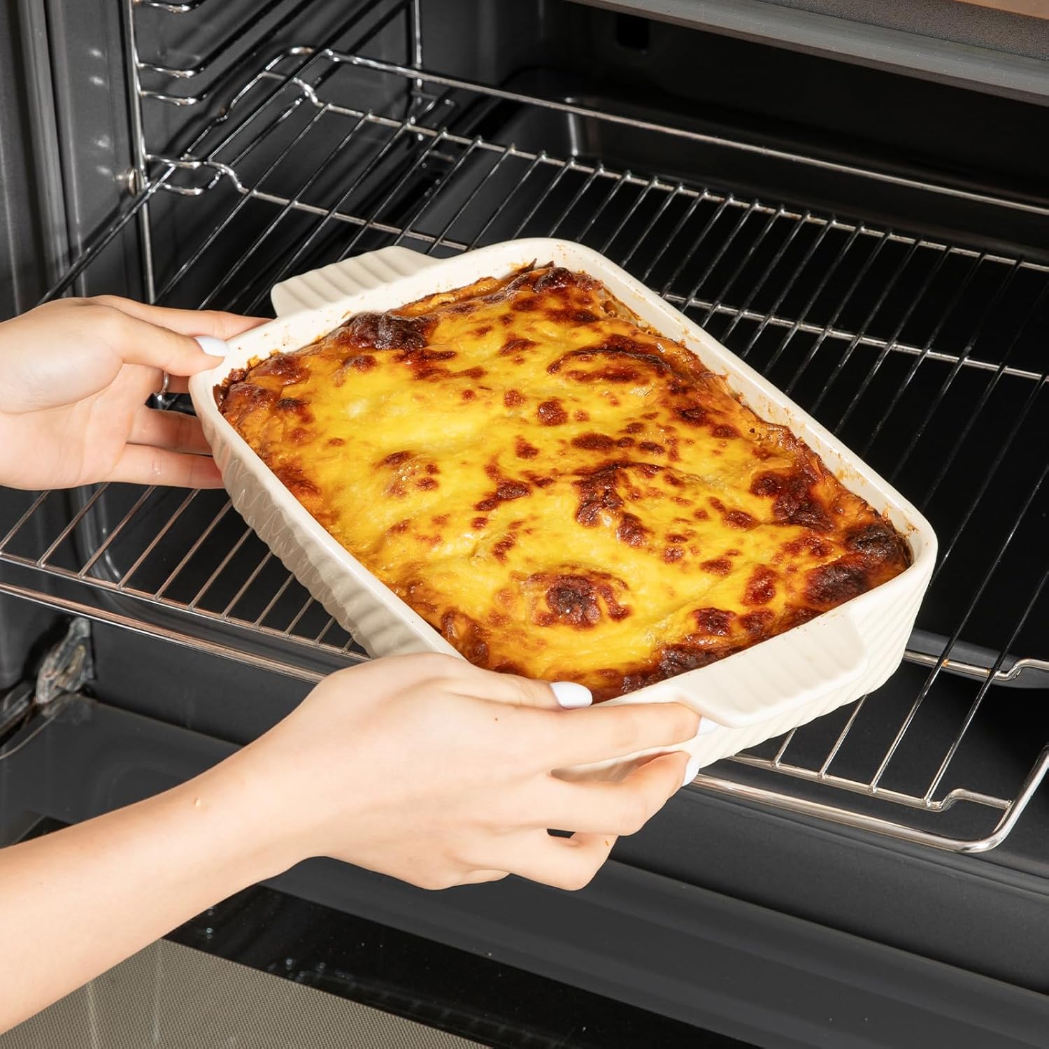 Thumbnail 5 de Sweejar Ceramic 13 x 9 Baking Pan — Oven-to-Table Porcelain Dish for Lasagna, Brownies, and More