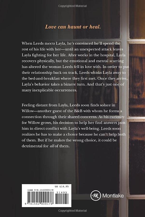 Detalle 2 de Colleen Hoover Layla Paperback Novel with Paranormal Romance and Thriller Themes