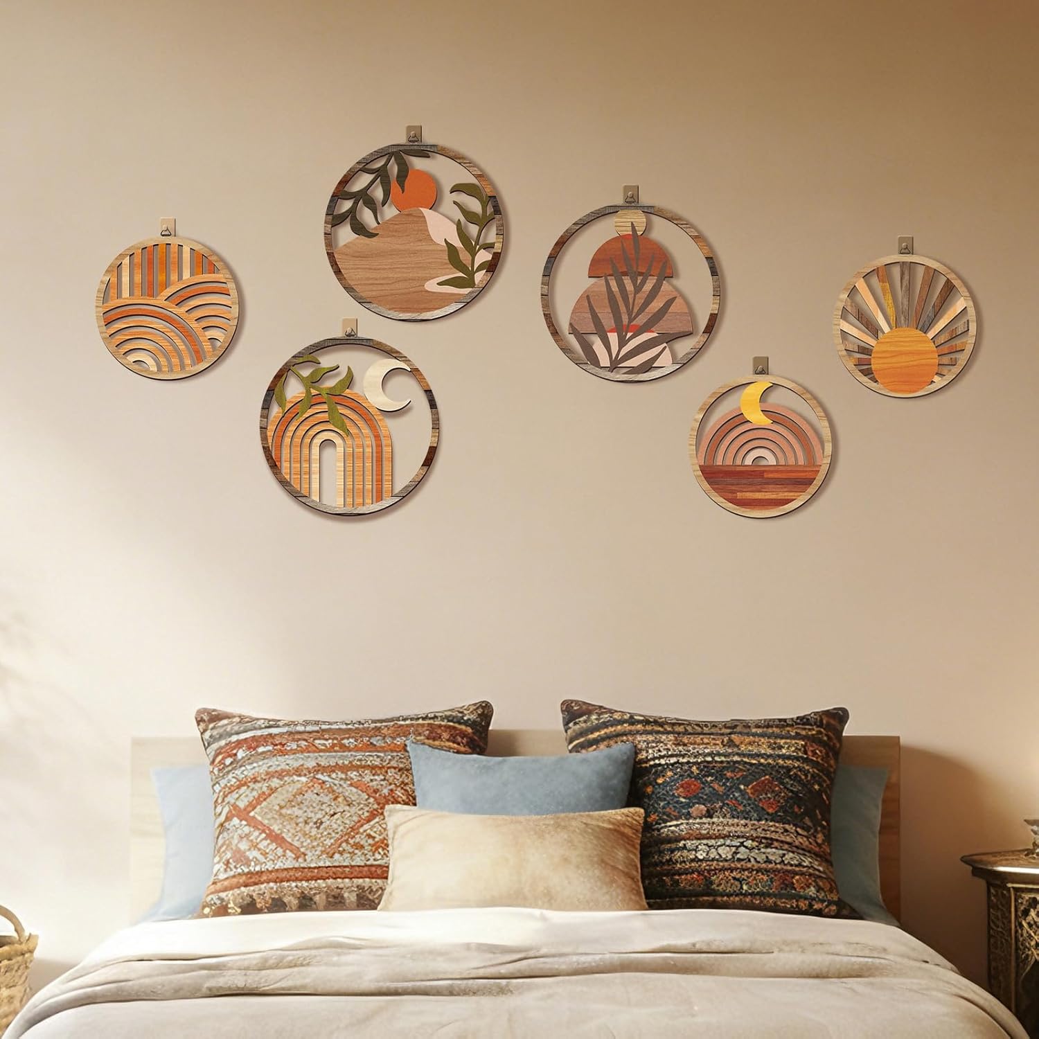 Thumbnail 3 de Twinklemon set of 6 bohemian wooden wall art pieces with round moon & sun designs and hooks