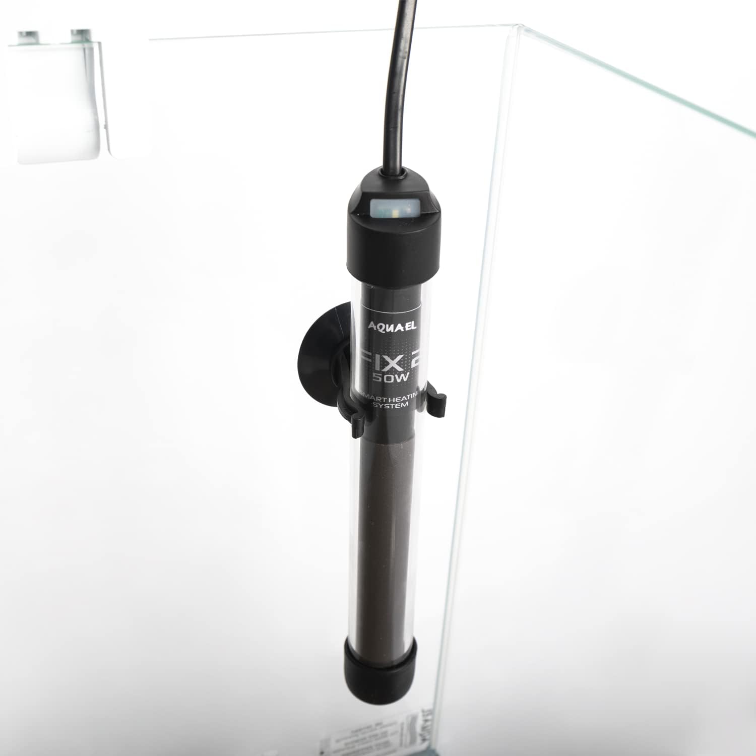 Detalle de Aquael SHRIMP SET SMART D&N 20 – białe akwarium 19 l z filtrem i oświetleniem