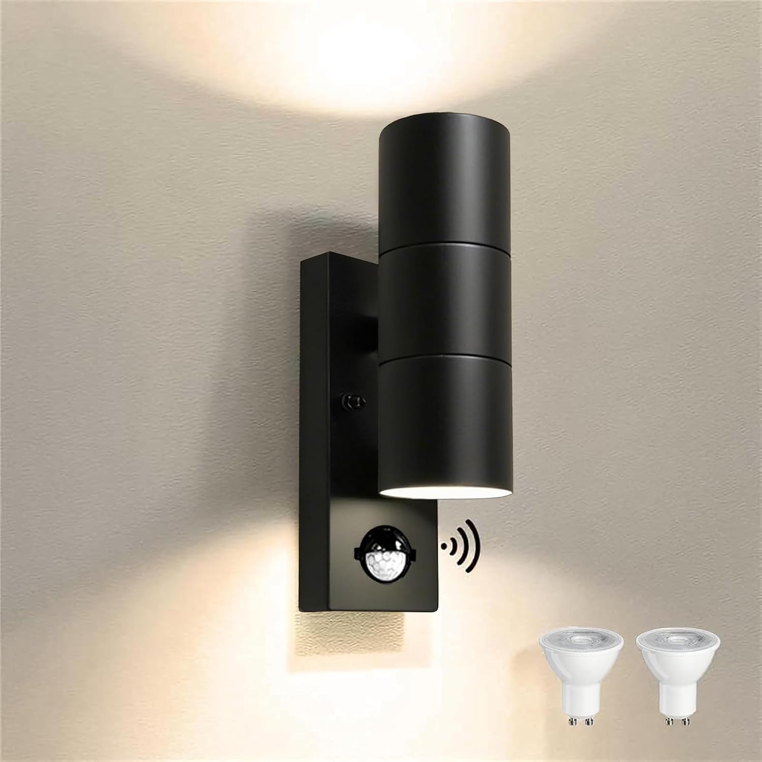 Detalle de JNR buitenwandlamp met verstelbare PIR-sensor, IP54 en 2 GU10-ledlampen