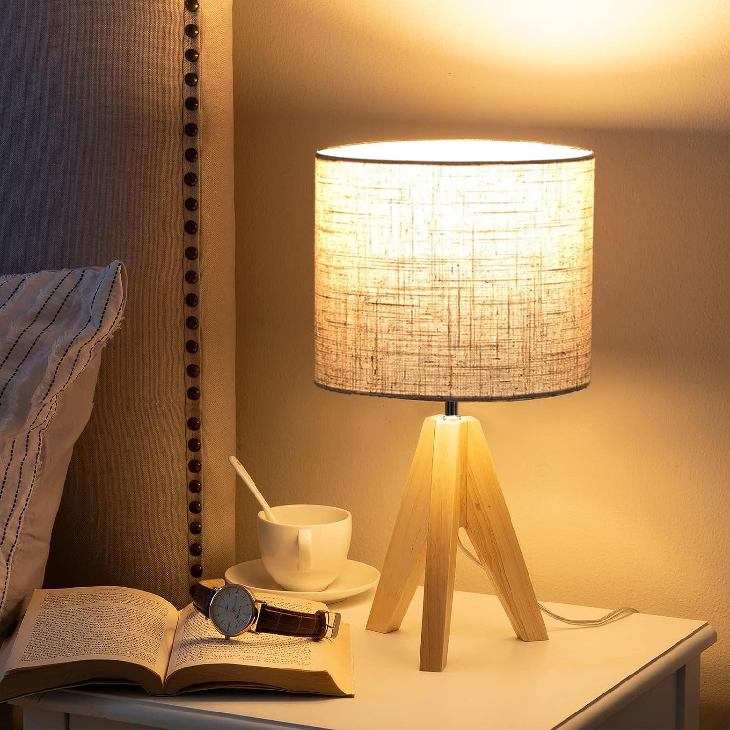 Detalle 2 de EDISHINE 36cm wood bedside table lamp with linen shade 🛋