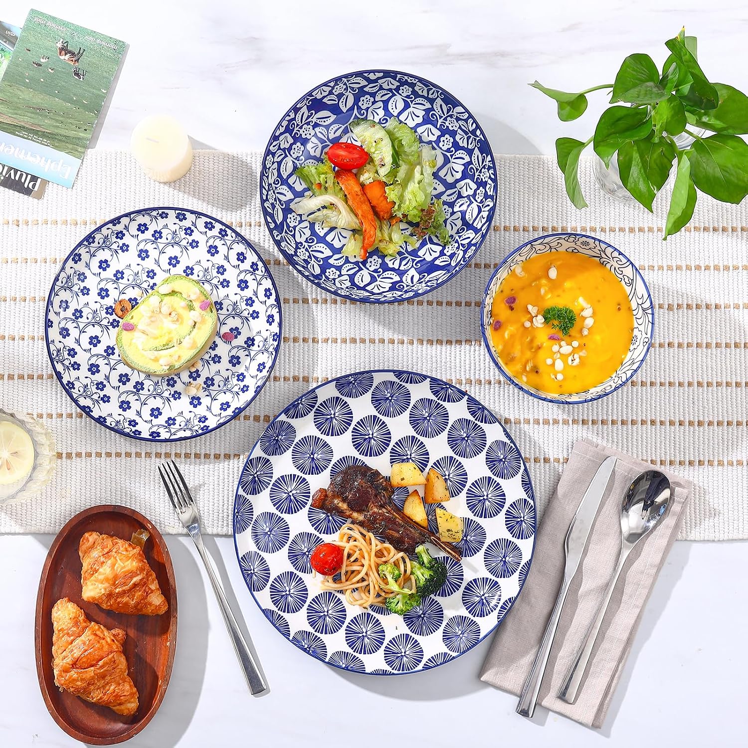 Detalle de Selamica 24-Piece Ceramic Dinnerware Set in Vintage Blue
