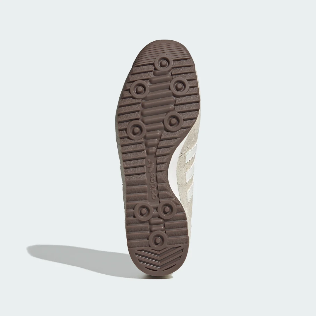 Detalle de Adidas ZAPATILLA SL 72 OG: comodidad y estilo para entrenos diarios