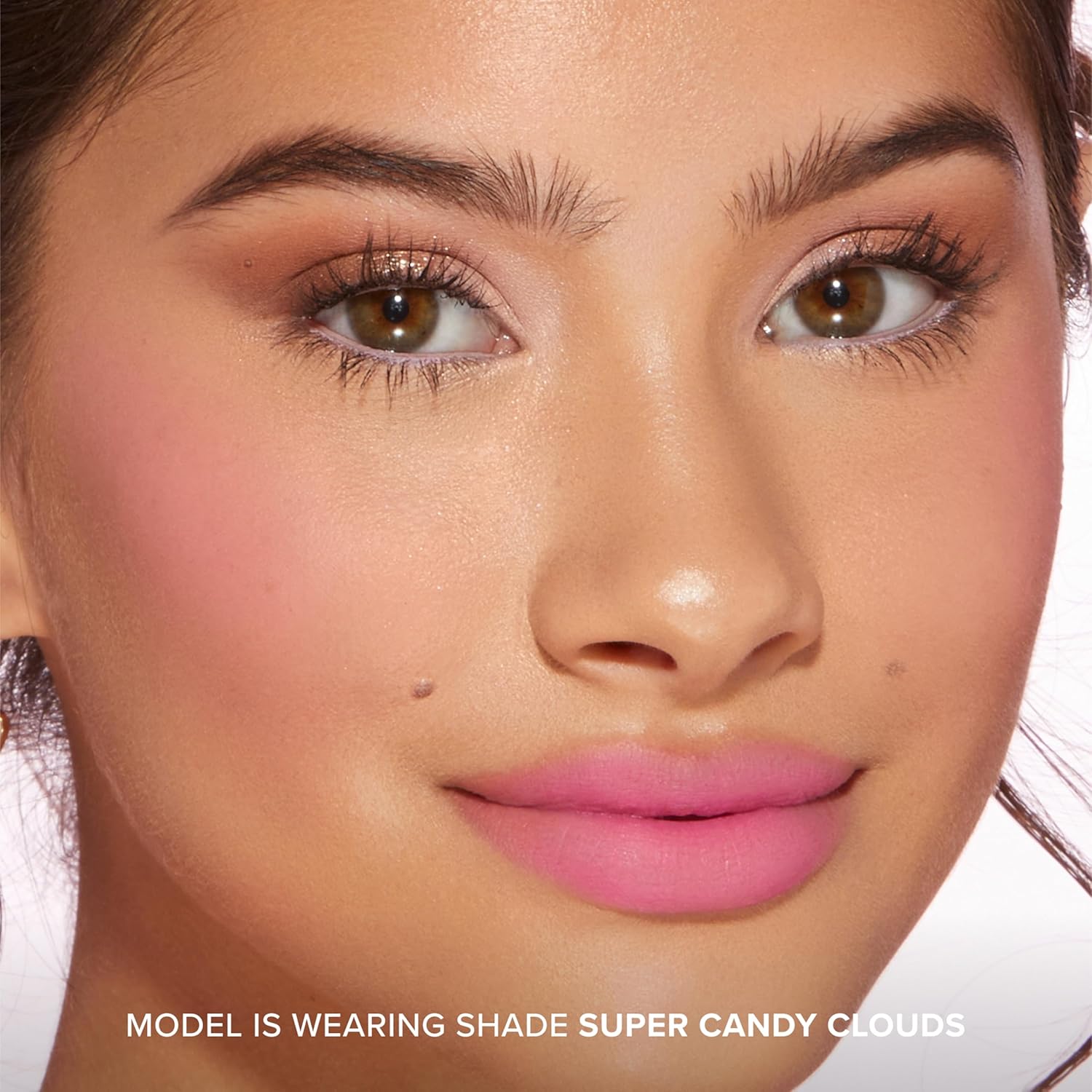 Detalle 2 de Too Faced Cloud Crush Whipped Lip & Cheek: Creamy, Hydrating Colour for Lips and Cheeks