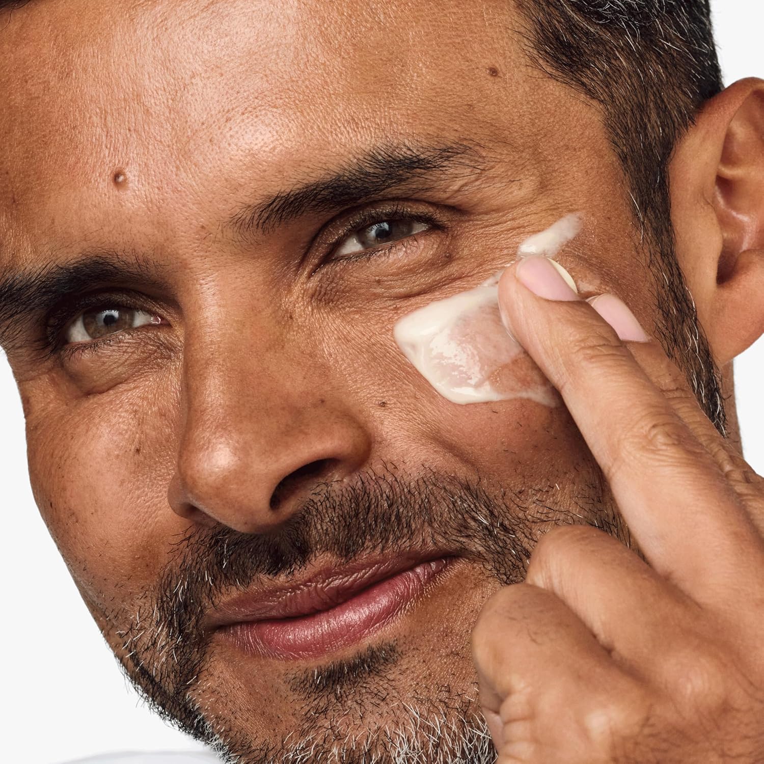Detalle de Clinique For Men Moisturizing + Hydrating Face Lotion | Lozione uomo idratante 100 ml