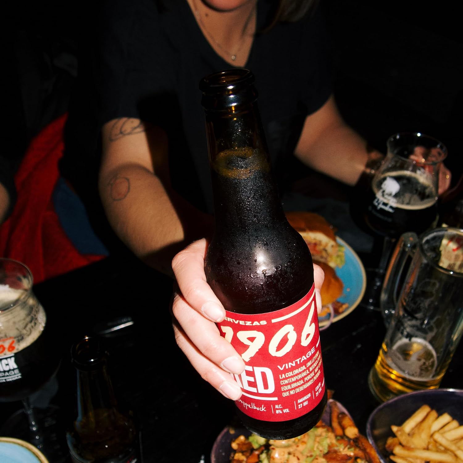 Detalle 2 de 1906 Red Vintage 24x33 cl 🍺