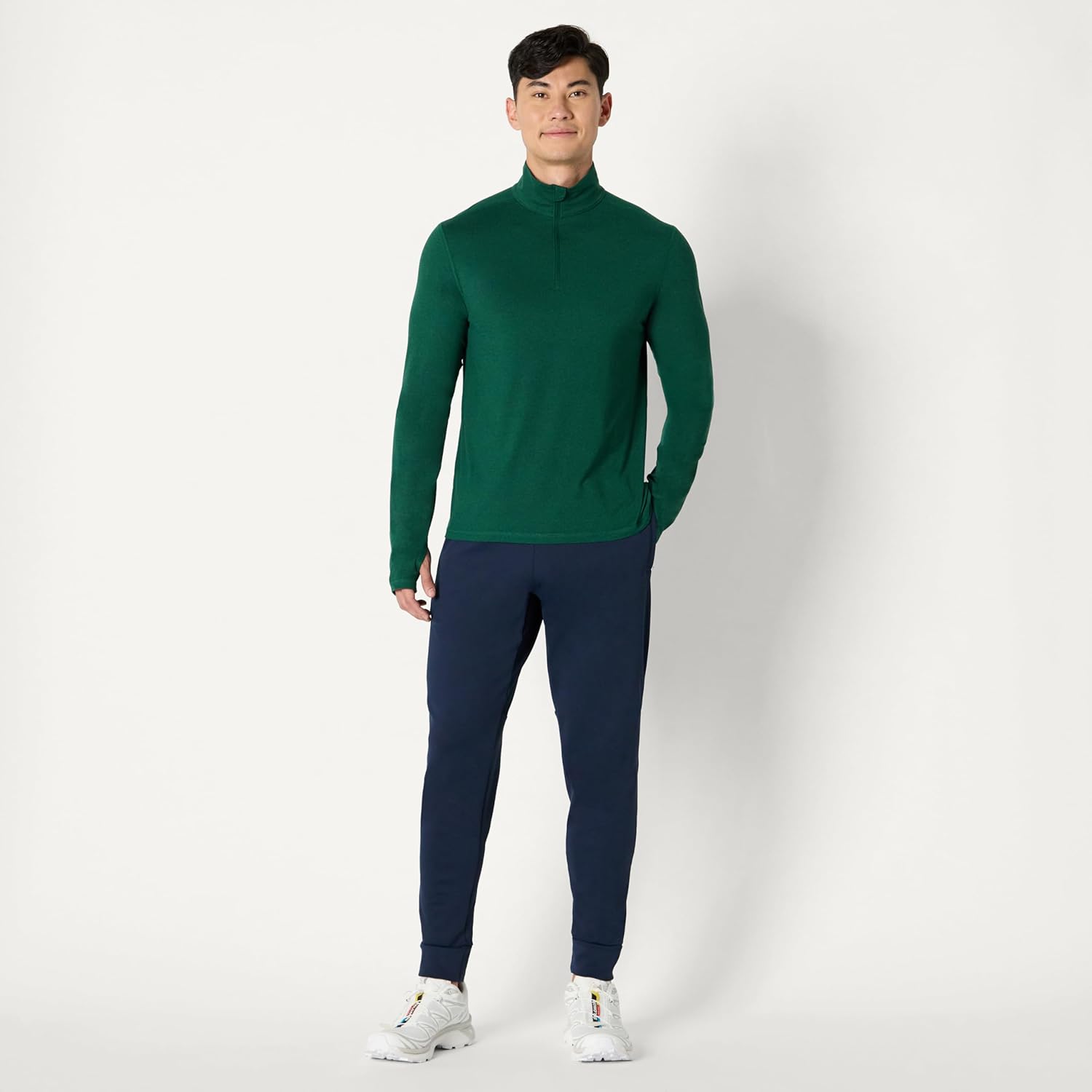 Thumbnail 4 de Amazon Essentials Men’s Athletic Soft Performance Lightweight Quarter-Zip Hoodie (Workout Top)
