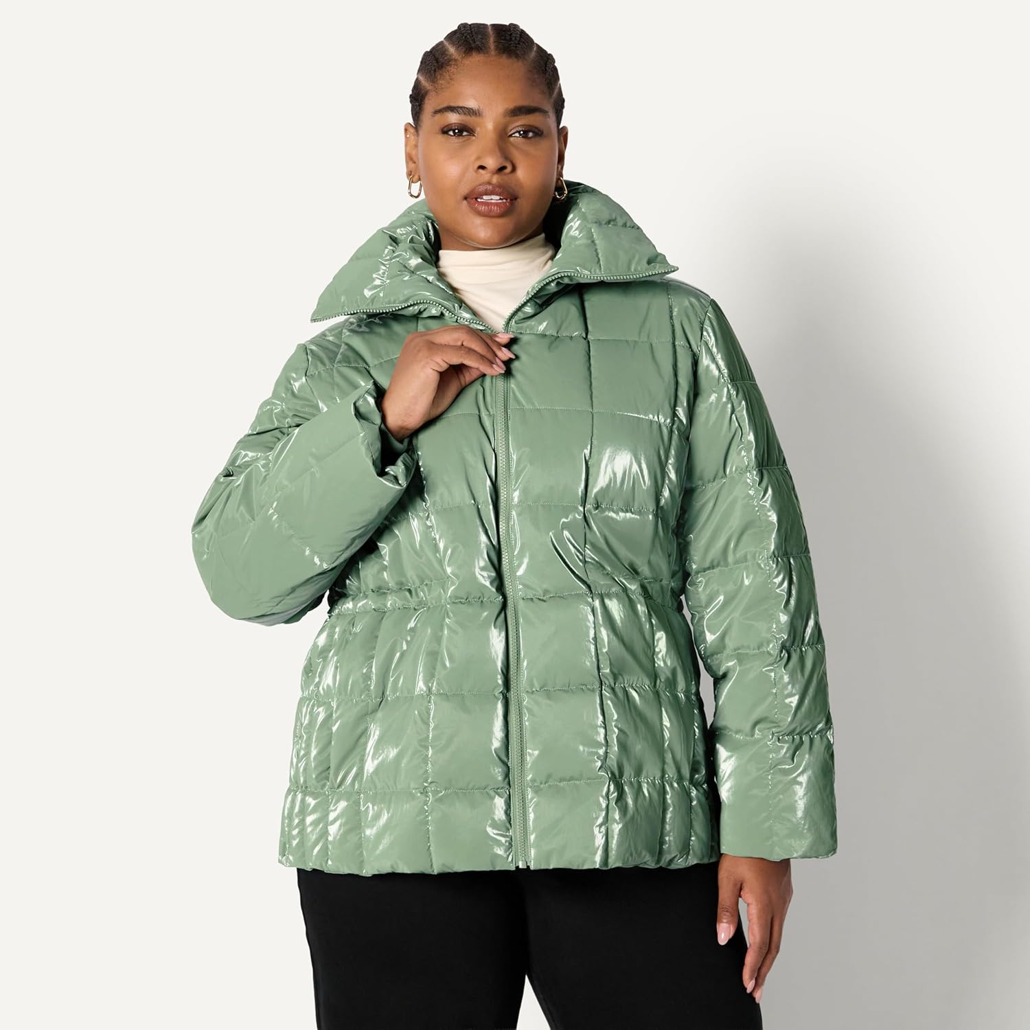 Detalle de Amazon Essentials Women's Oversized-Fit Square Quilted Puffer Jacket with Adjustable Waist