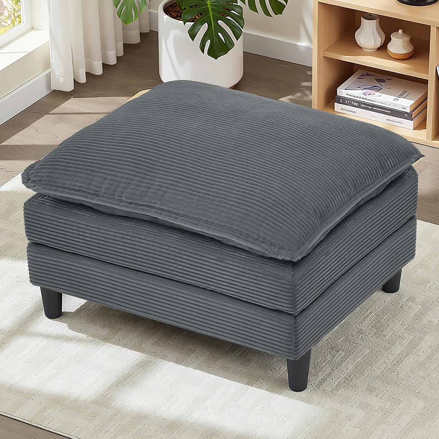 Detalle de Orvesino Corduroy Ottoman