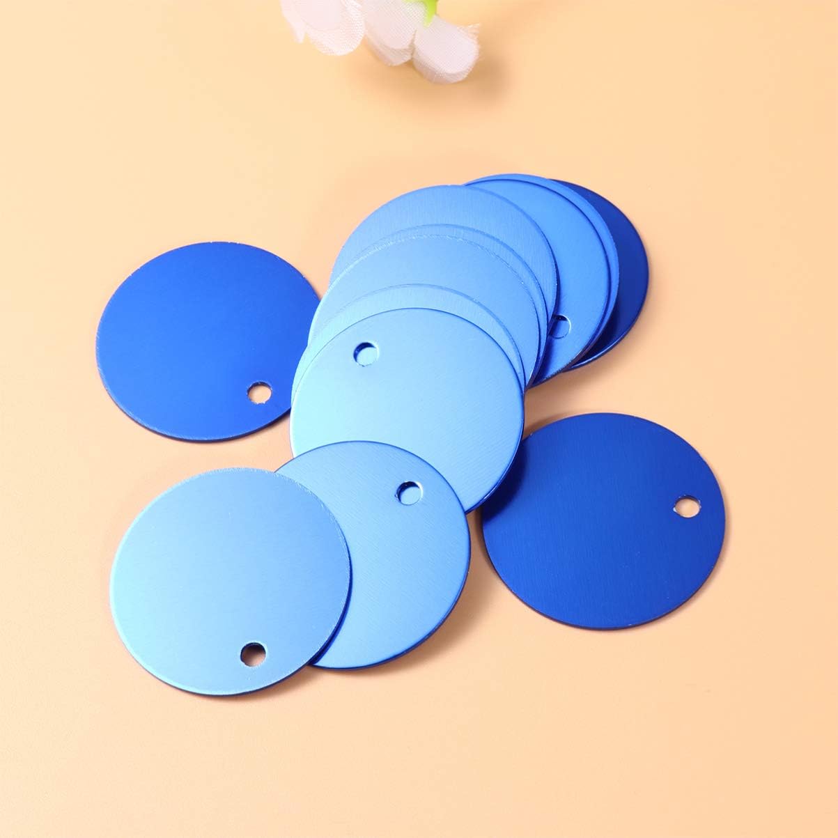 Detalle de MILISTEN 16 Stücke Runde Aluminiumlegierung Haustier-ID-Tags – Blanko Hundemarken zum Gravieren, 35 mm Ø, Dunkelblau