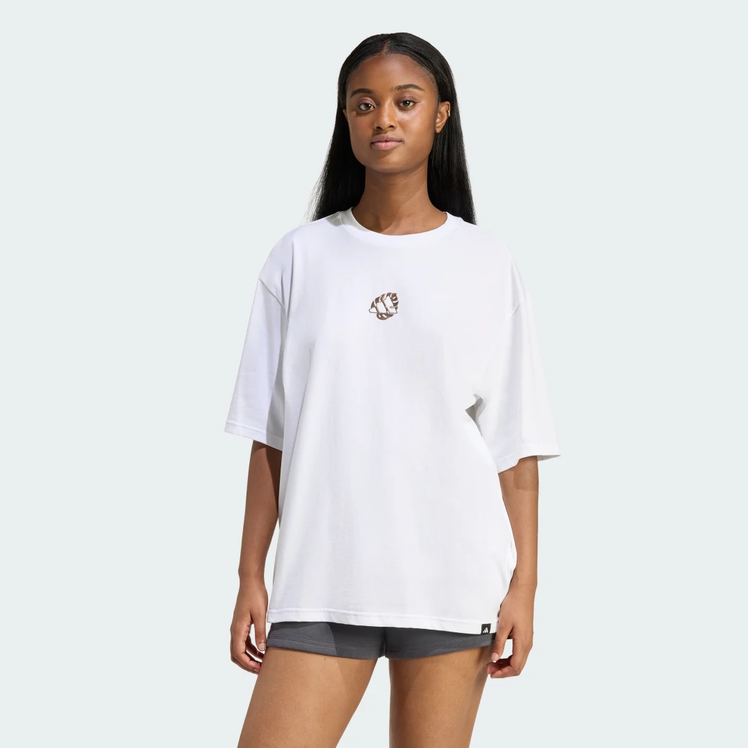 Detalle de Camiseta holgada con estampado de inspiración animal de Adidas