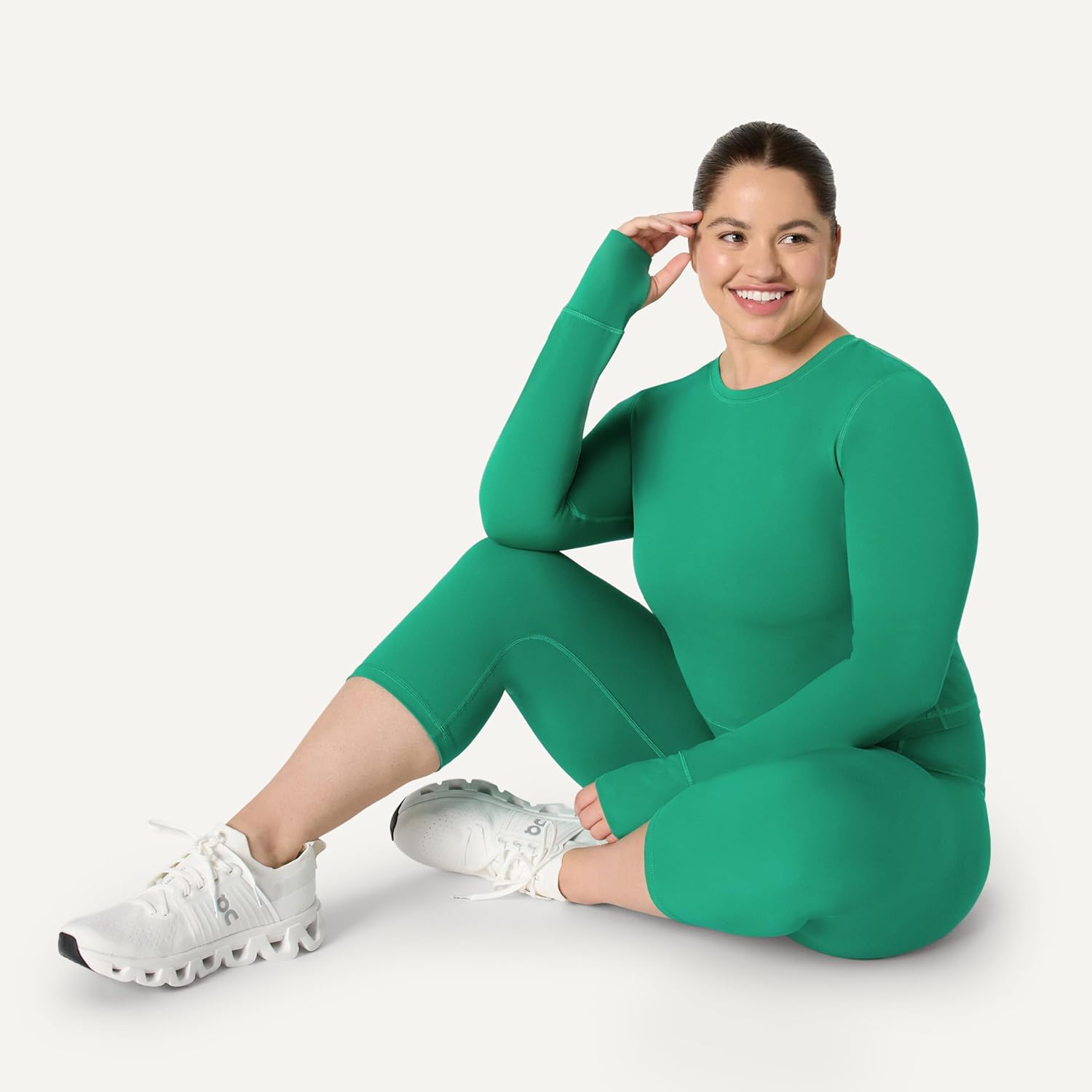Thumbnail 6 de Amazon Essentials Women’s Active FormFlex Buttery Soft Long Sleeve Slim Fit Crop Layering Workout Top