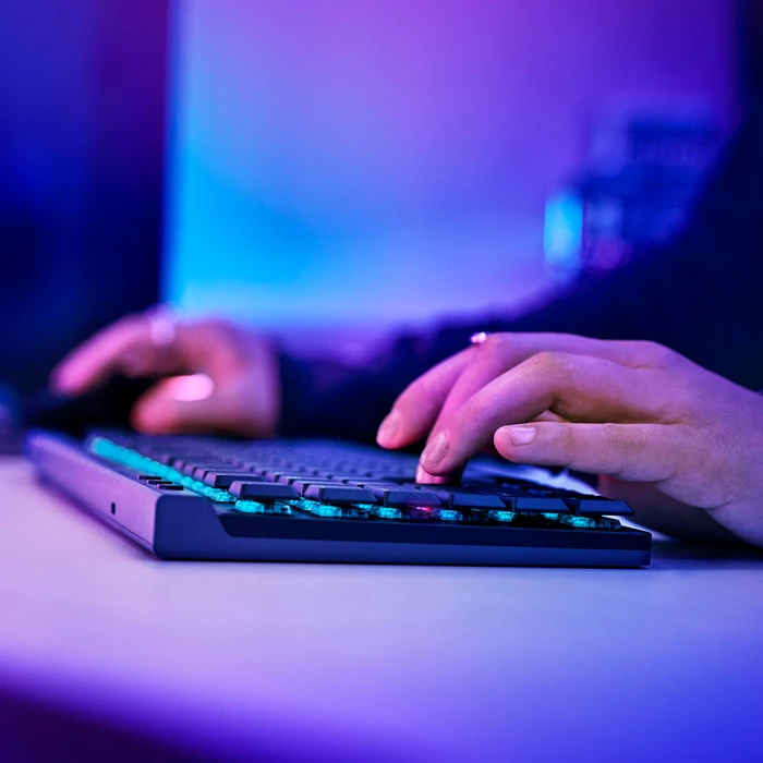 Thumbnail 6 de Logitech G515 TKL Lightspeed Tastatur 36 Stunden