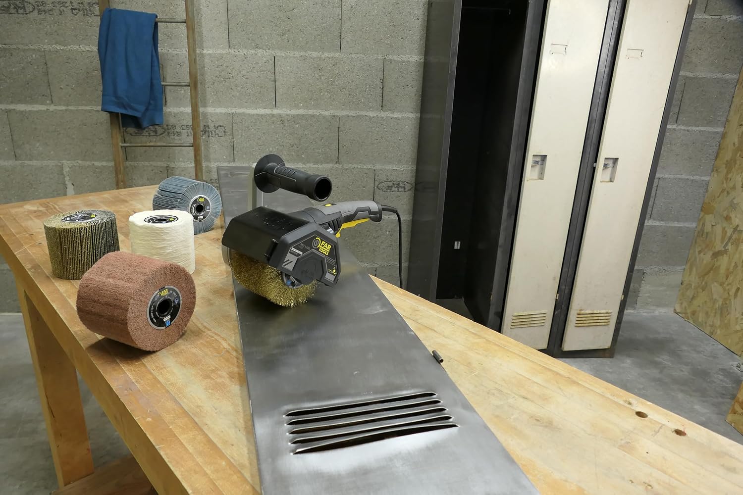 Thumbnail 4 de Fartools Rex 120 (115027) szlifierka szczotkowa 1300 W, 900–3200 obr./min