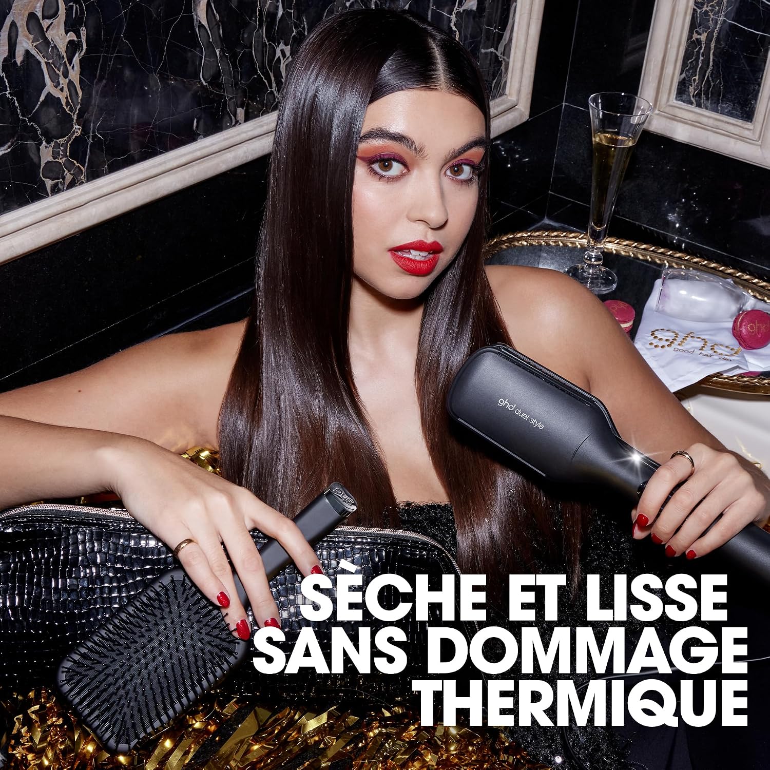 Detalle 2 de ghd Duet Style Coffret – Lisseur Séchant 2-en-1 (Noir) avec Brosse et pochette