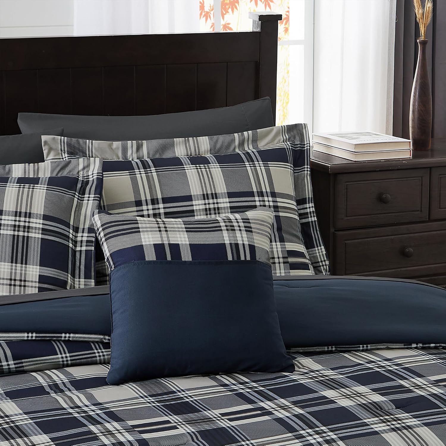 Thumbnail 4 de MaiRêve Navy Blue Twin XL Comforter Set - 5-Piece Dorm Bedding with Fitted Sheet Pocket