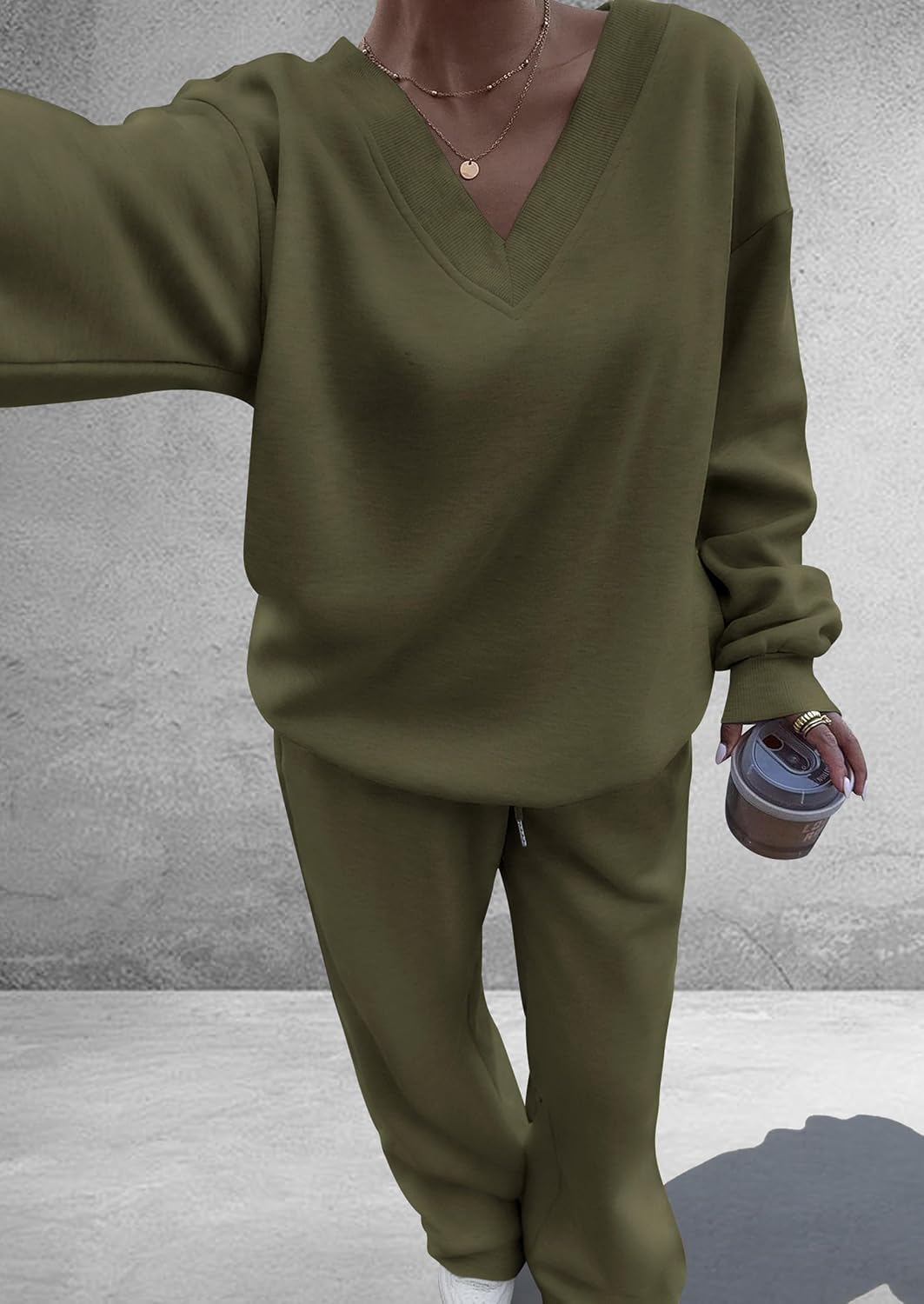 Detalle 2 de PRETTYGARDEN Women's V-Neck Sweatsuit Set