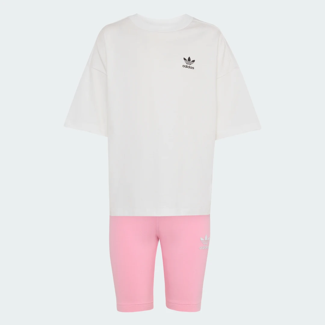 Detalle de Conjunto Adidas Rosa: camiseta y mallas cortas