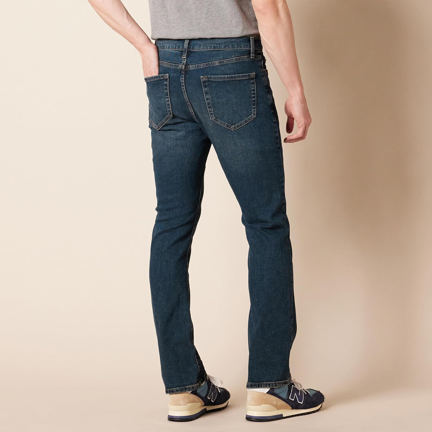 Thumbnail 1 de Amazon Essentials Uomo Jeans Slim Fit Elasticizzati Bootcut (colori fuori produzione)