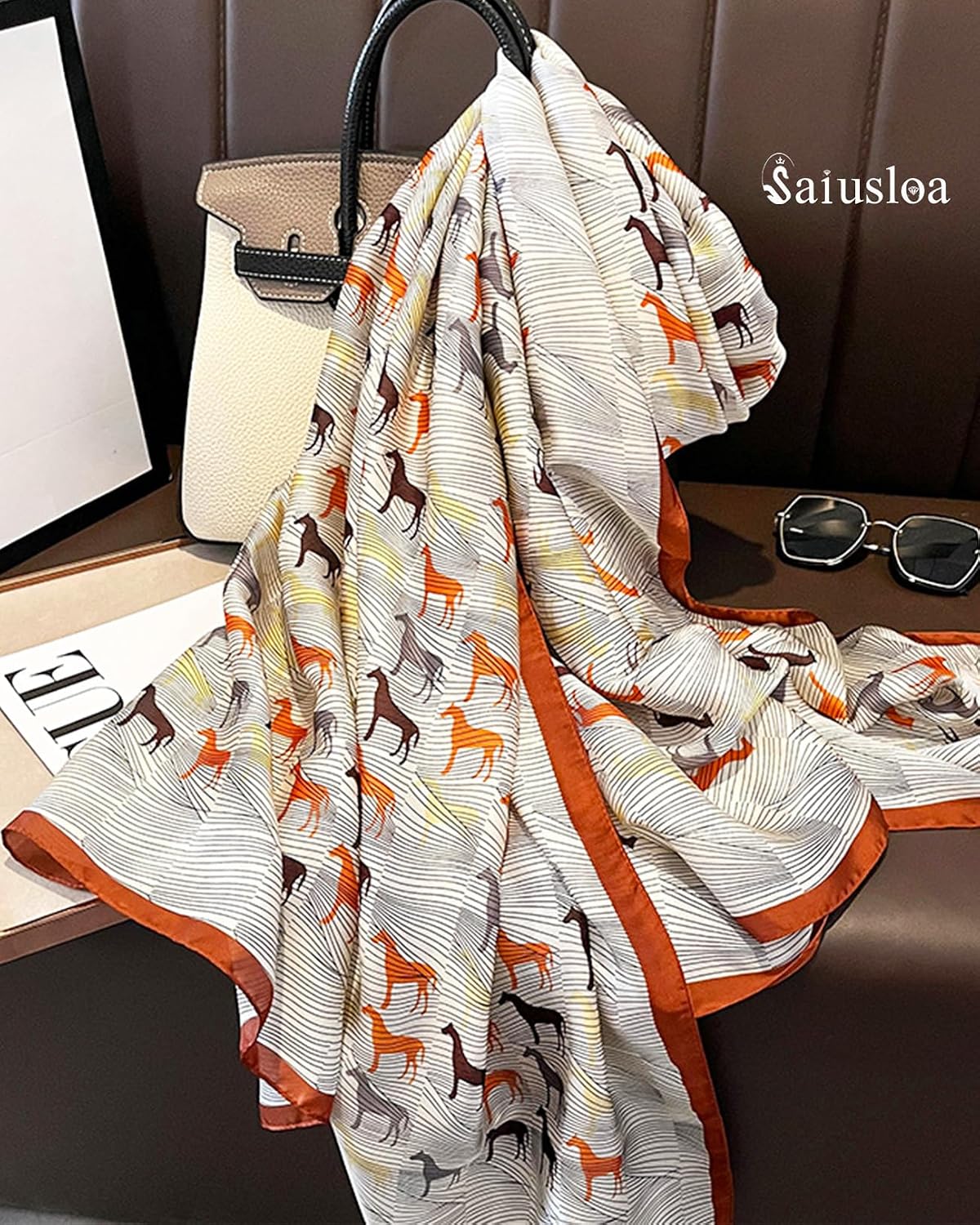 Detalle 2 de Polyester Satin Scarf