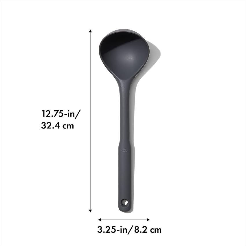 Detalle 2 de OXO Good Grips Cucharón de silicona resistente al calor 🍴