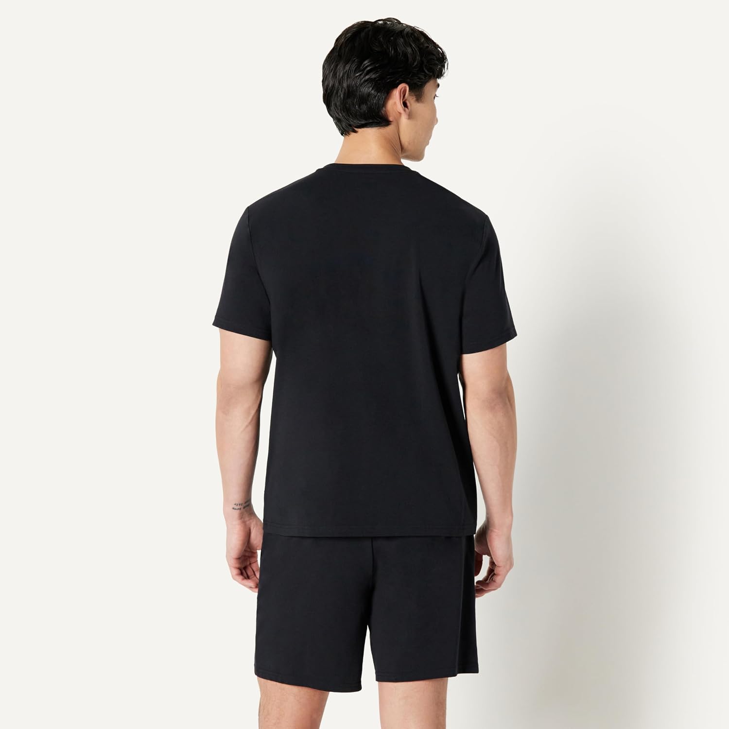Detalle de Amazon Essentials Men's Cotton-Modal Pajama Set: Short Sleeve T-Shirt and Shorts