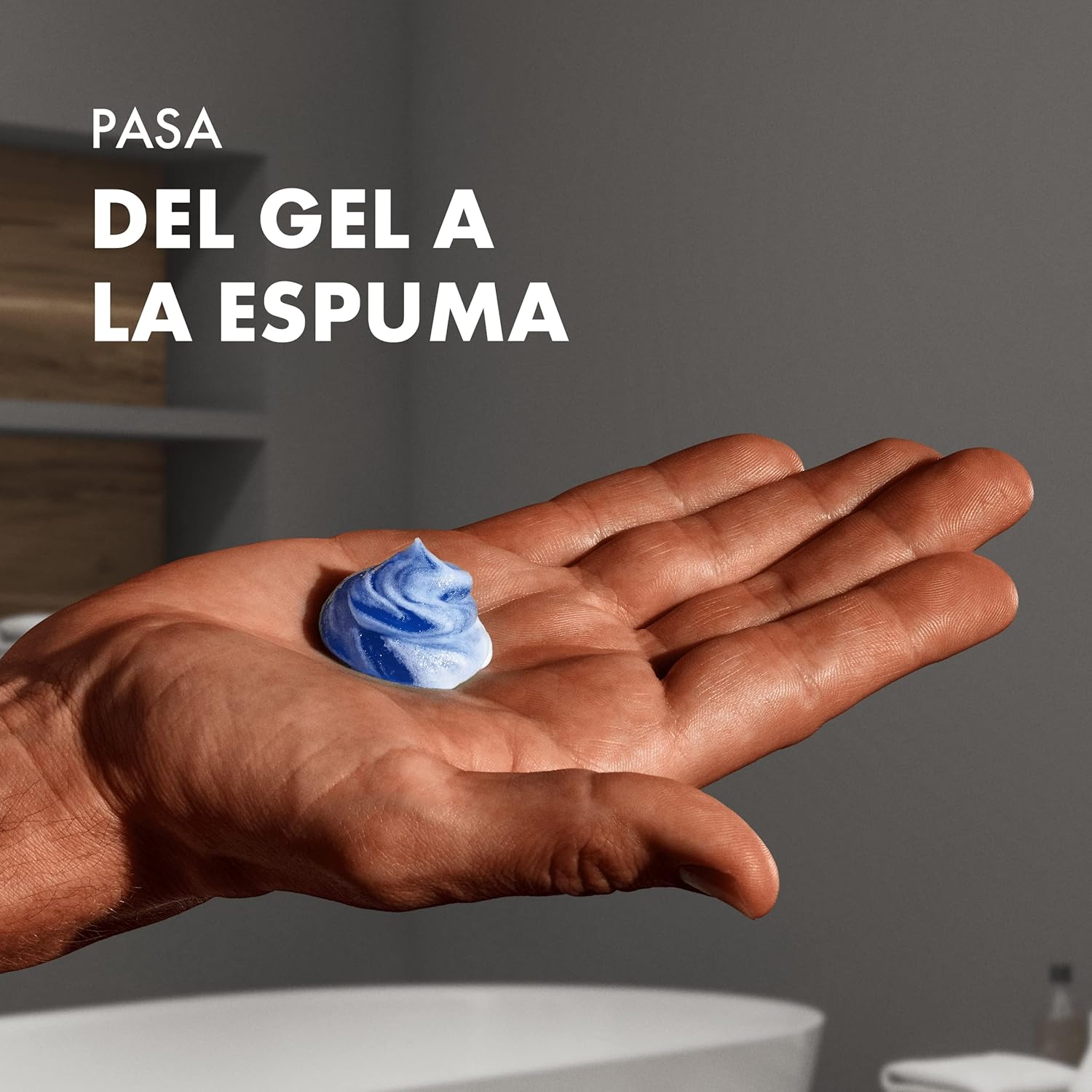 Detalle 2 de Gillette Fusion Gel Afeitar Hombre Piel Sensible 6x200ml