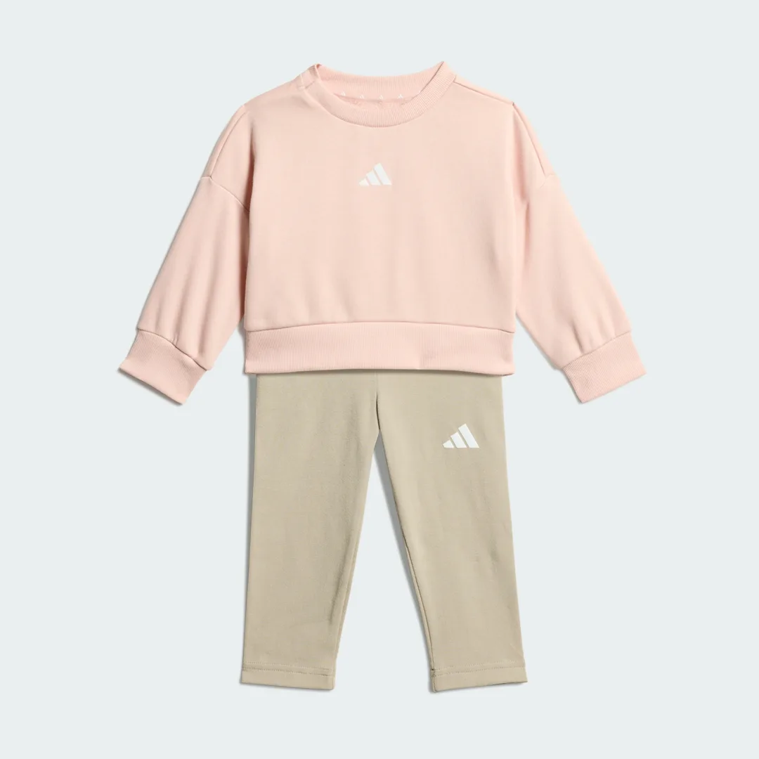 Detalle de Conjunto con sudadera Seasonals de Adidas – rosa