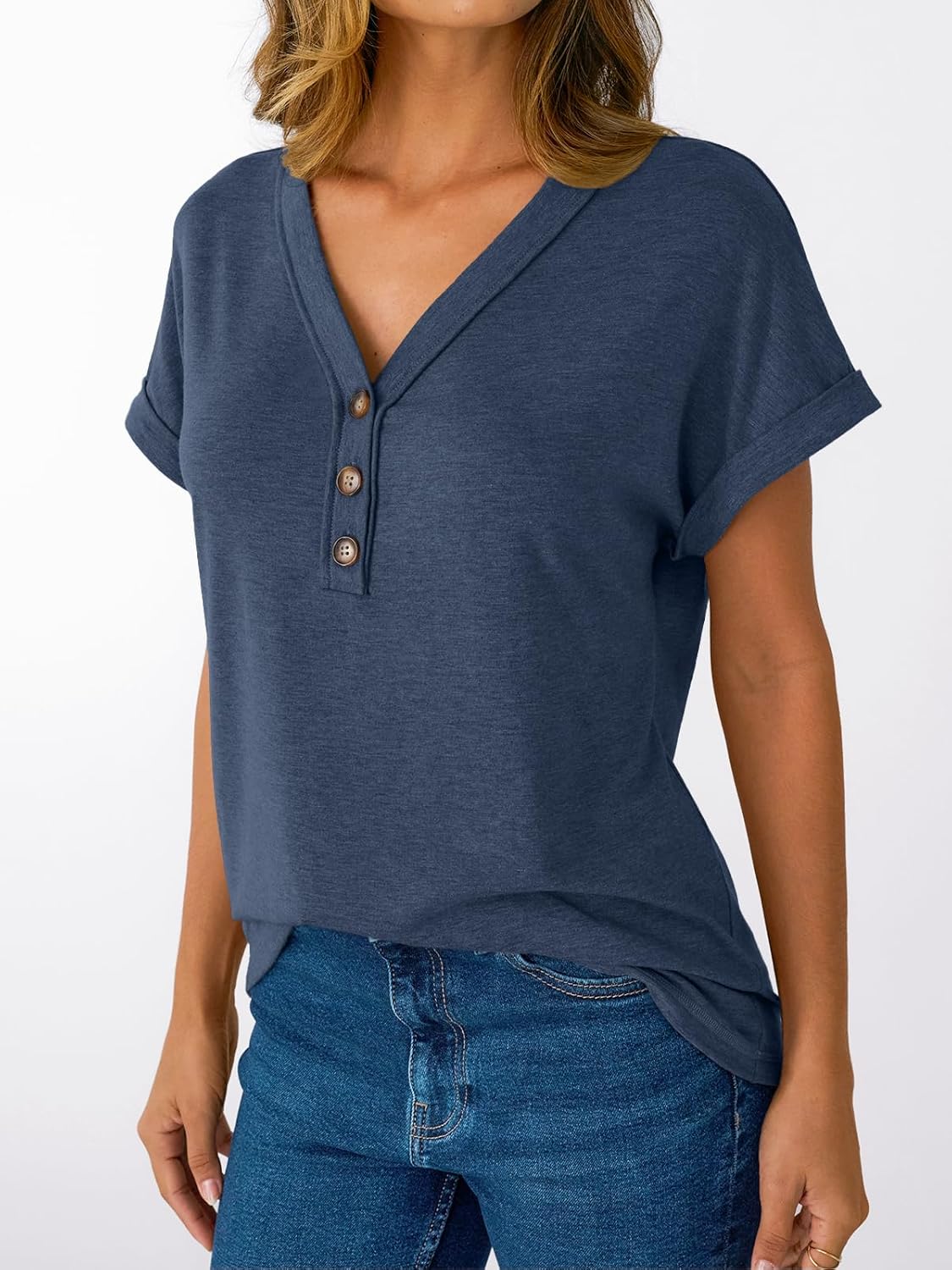 Thumbnail 3 de AUTOMET Short Sleeve V Neck T Shirts Womens — Everyday Comfort & Versatility