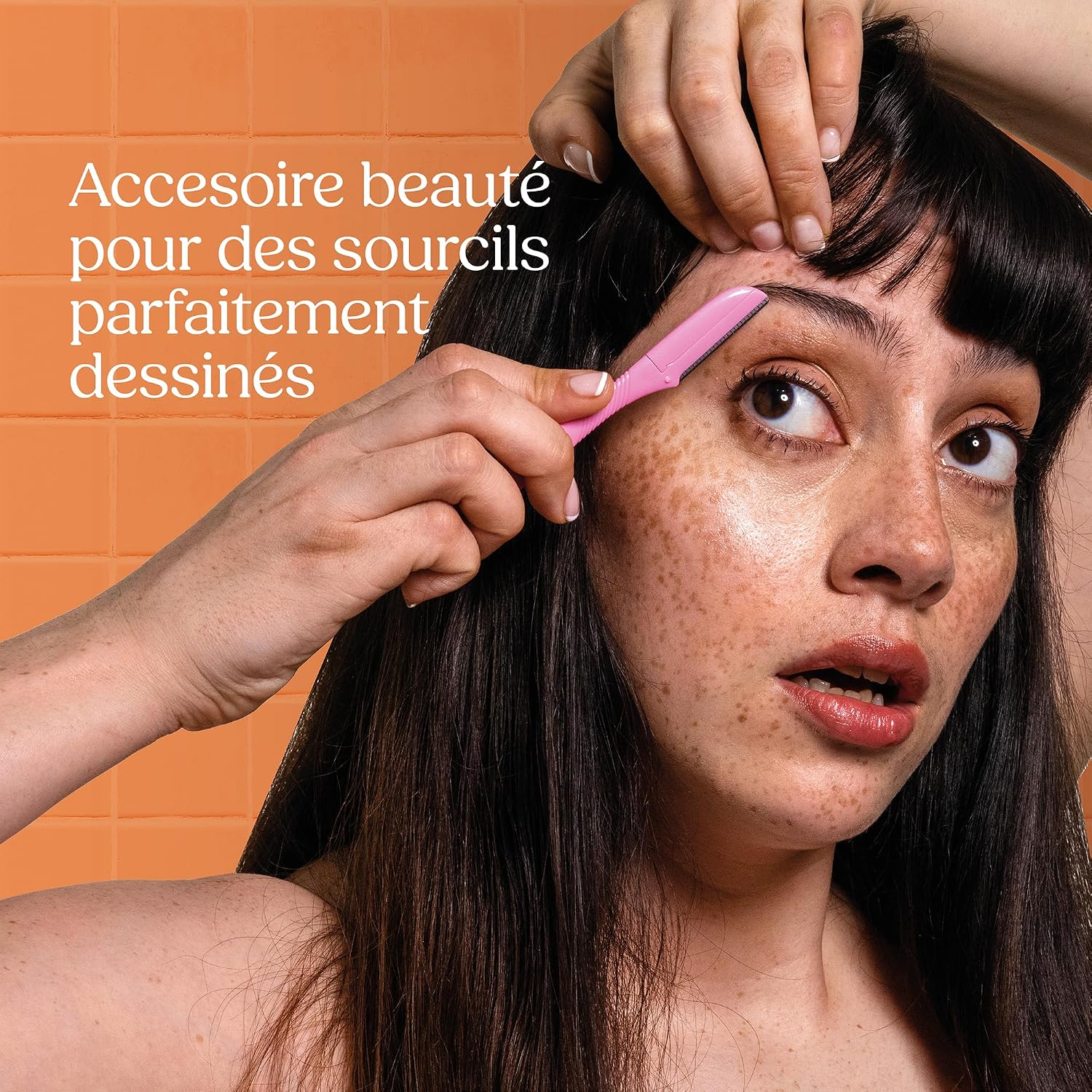 Detalle de Wilkinson Sword Intuition Eyebrow Shaper – rasoir à sourcils avec 5 accessoires et embout de précision