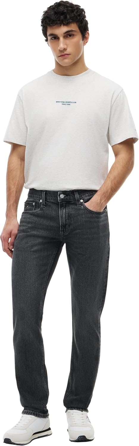 Detalle 2 de Tommy Jeans Scanton Slim: A practical, authentic choice for everyday wear