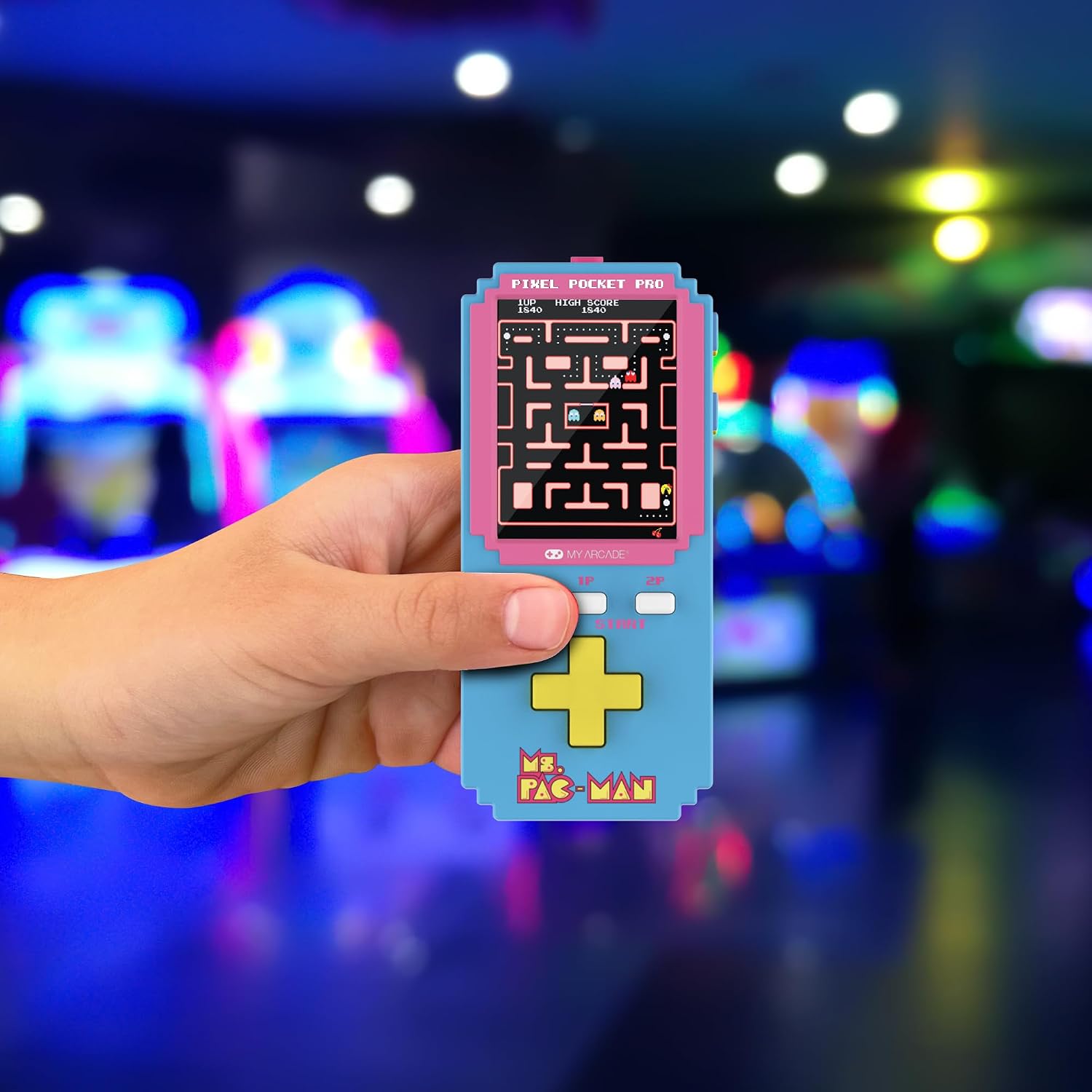 Detalle 2 de My Arcade ミズ・パックマン ピクセル 携帯用キーホルダー型ゲーム、縦型2インチカラー画面・2モード