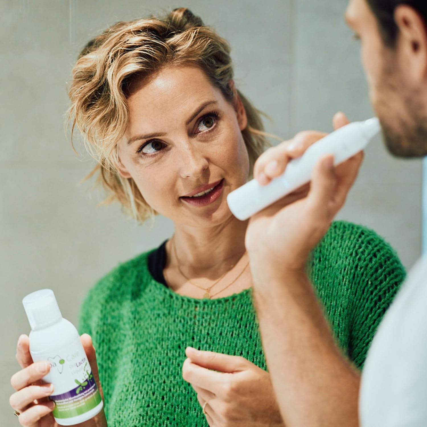 Detalle de ApaCare OraLactin Liquid: alkoholfreie Mundspülung mit Hydroxylapatit und Präbiotika (2x200 ml)