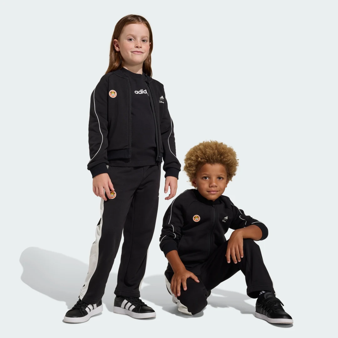 Detalle de Pantalón Adidas Disney Mickey Mouse: negro,Versátil y cómodo para el día a día